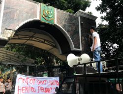 Demo Di Kejagung, PERANTARA Desak Copot Kajati Sultra Hendro Dewanto